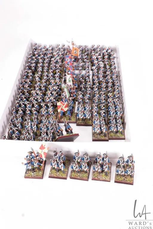 Large selection of what appears to be 15mm Napoleonic infantry. Approximately 256 individually and i