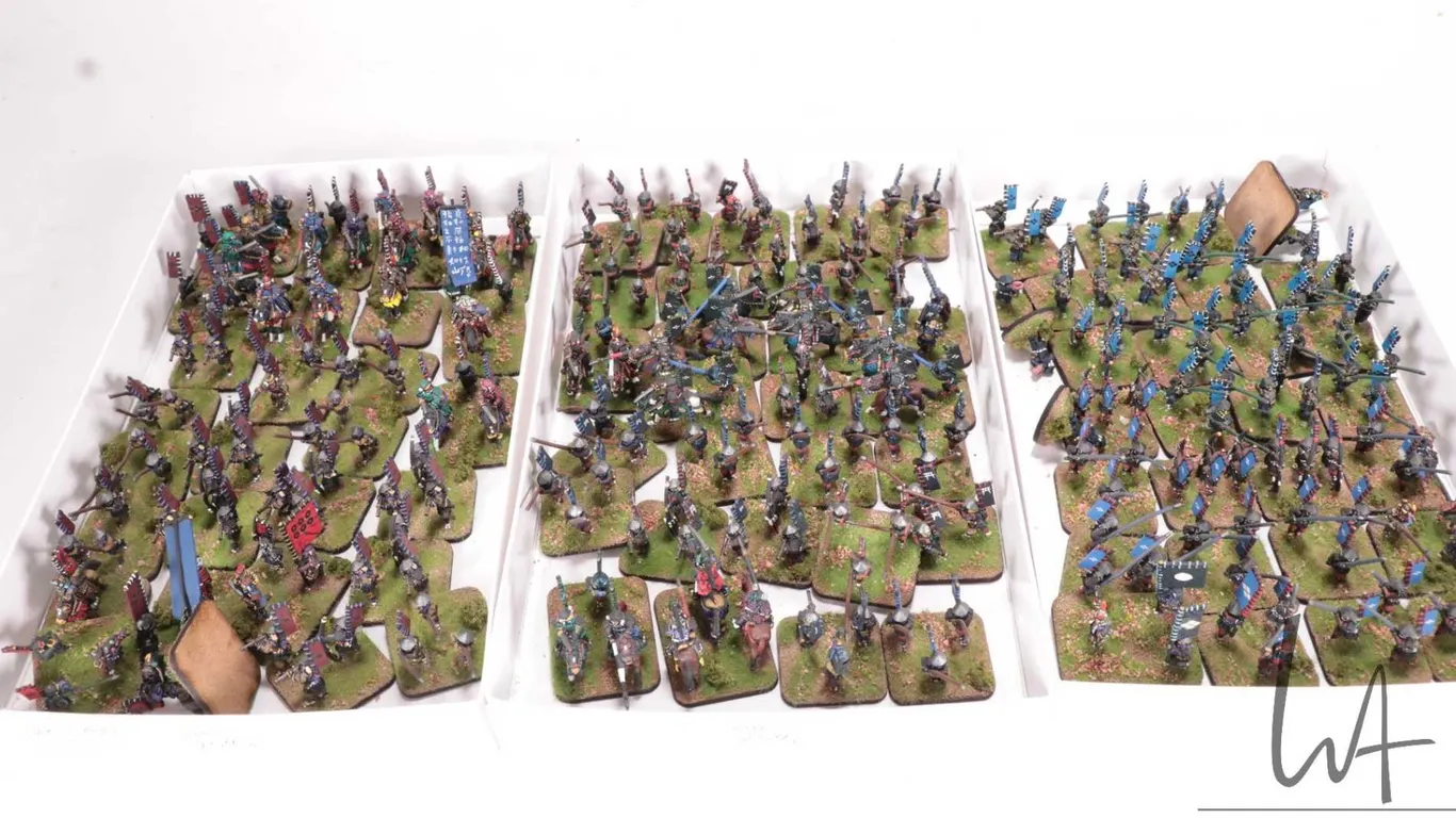 Large selection of what appears to be 15mm Samurai Warriors. Approximately 220 + individually and in