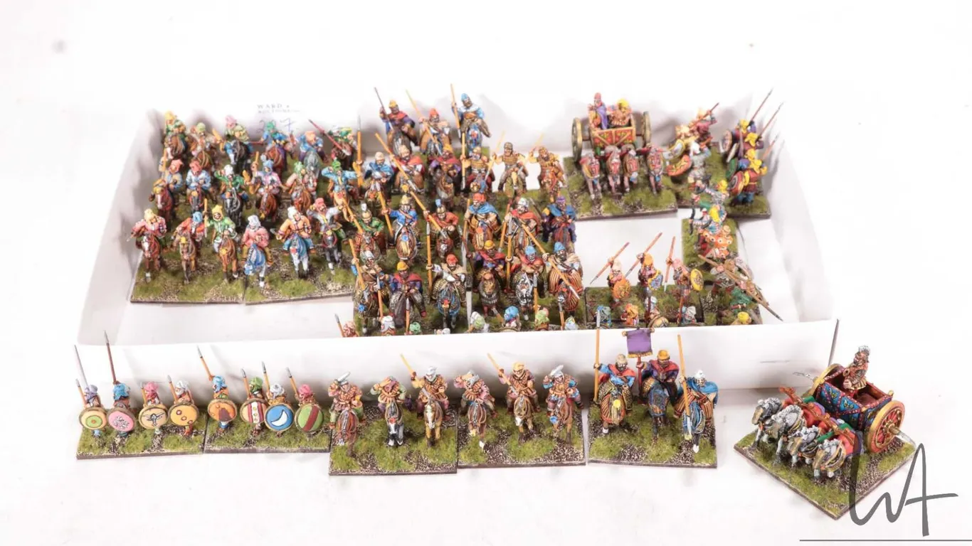 Large selection of what appears to be 15mm Roman army including two chariots. Approximately 90 indiv