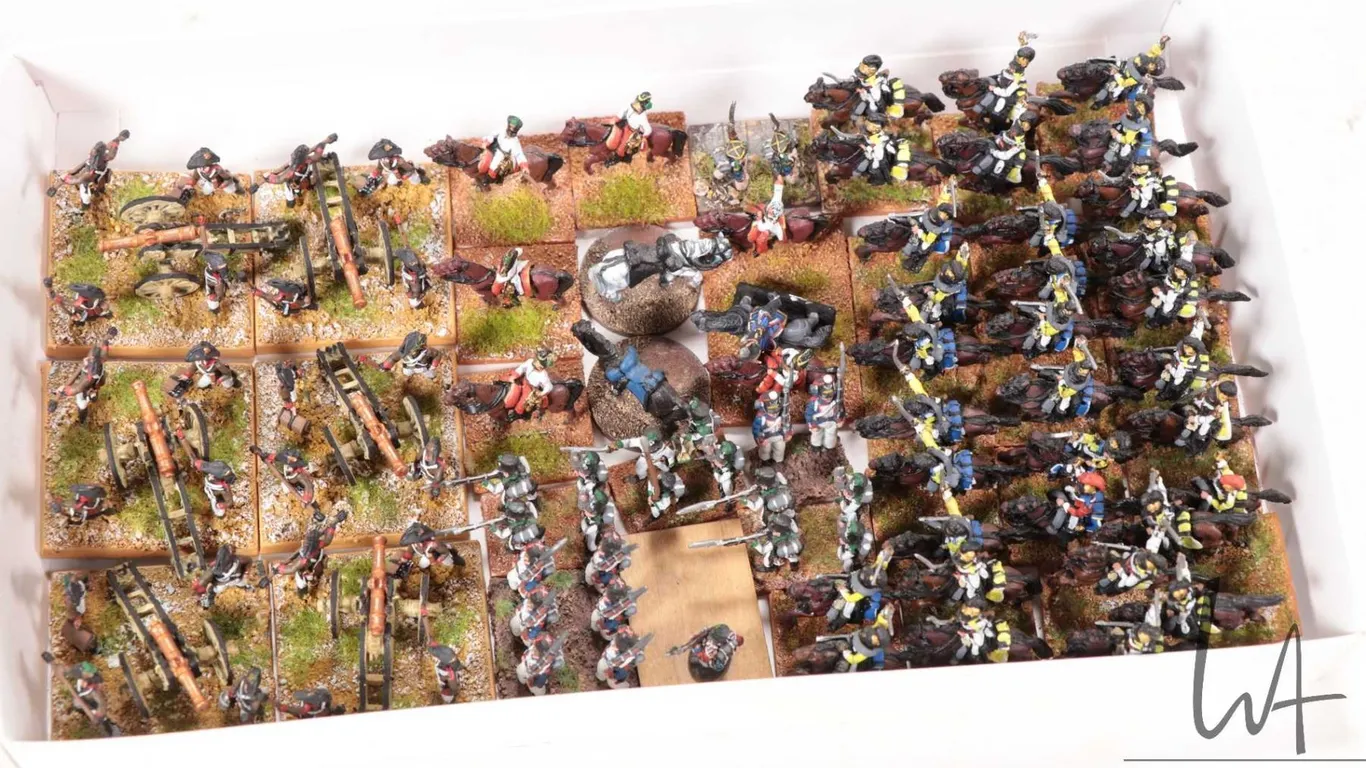 Large selection of what appears to be 15mm Napoleonic figures including cavalry and infantry plus ca