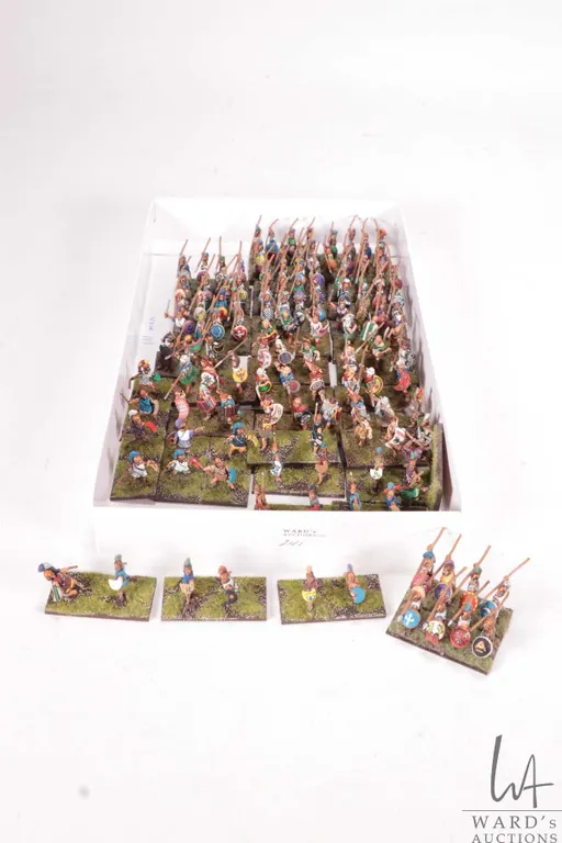 Large selection of what appears to be 15mm possibly Roman and Gaelic figures. Approximately 110 indi