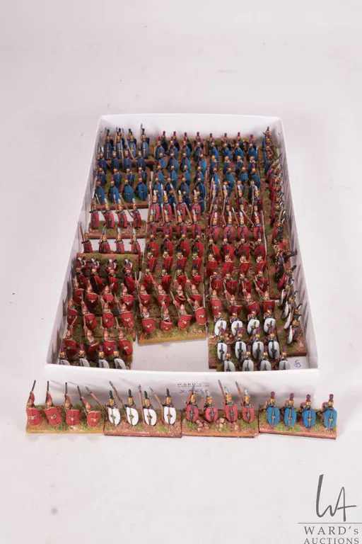 Large selection of what appears to be 15mm Punic War soldiers. Approximately 150 individual and intr