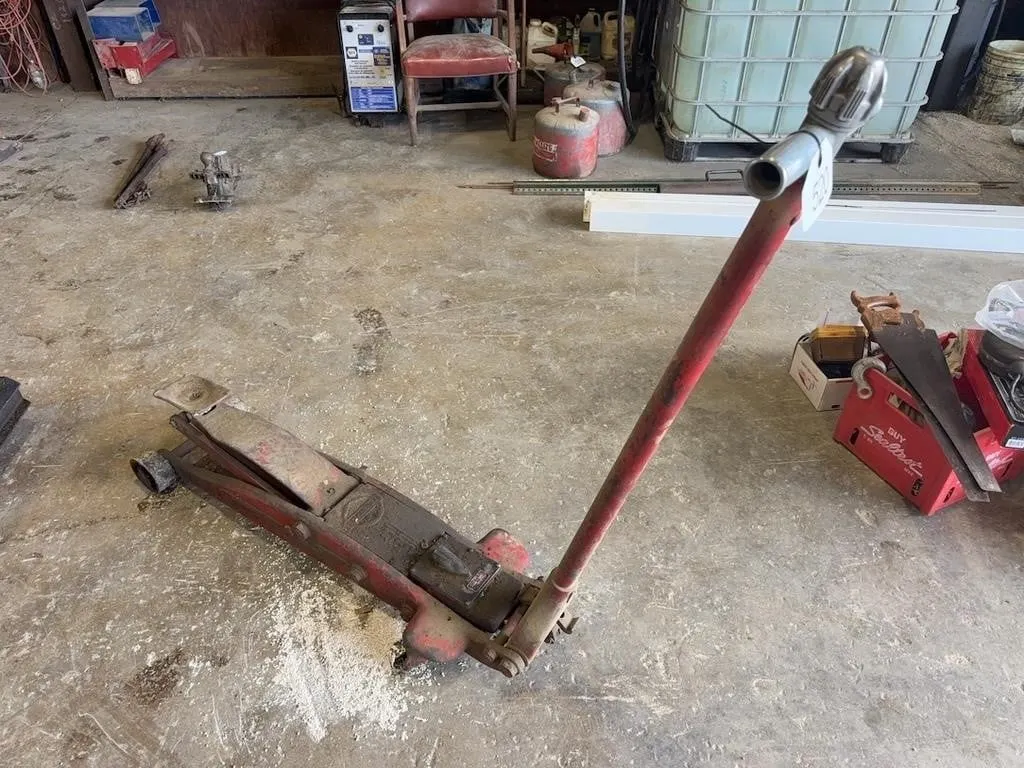 Blackhawk 4T Floor Jack