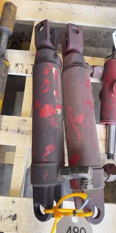 Pair Hydraulic Cylinders