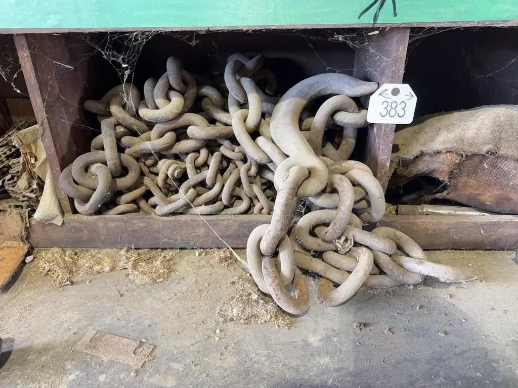 Row Bottom Bins w/Chains Misc Items Only