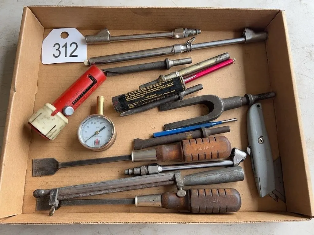 Chisels, Air Chucks, Misc