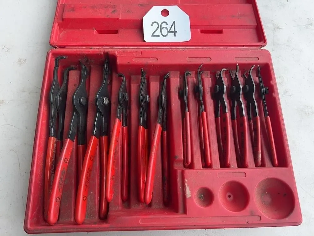 MAC 12 Pc Snap Ring Plier Set in Case