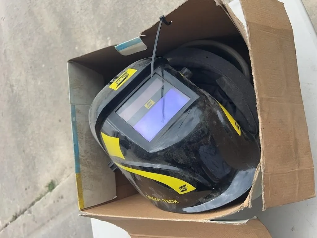 ESAB Electronic Welding Helmet
