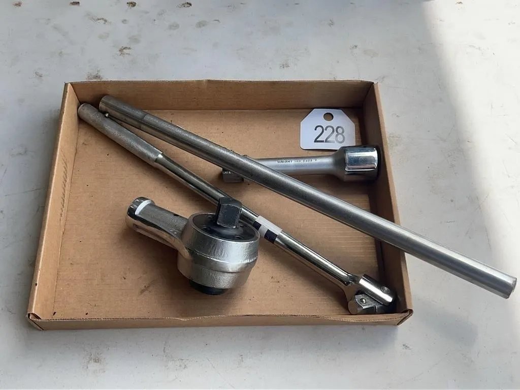 3/4� Breaker Bar, 1� Ratchet and Extenstion