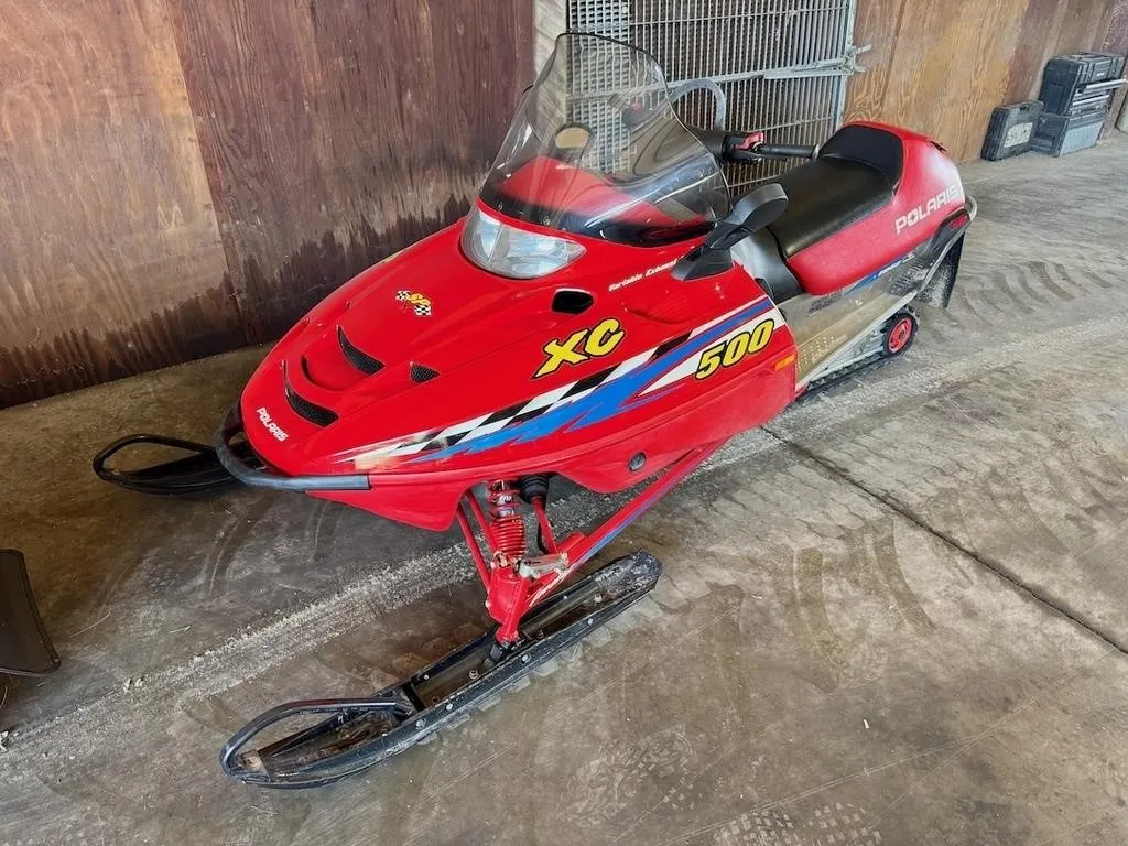 2000 Polaris Indy 500 XC Snowmobile