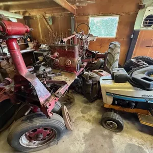 Farmall F-20 Tractor