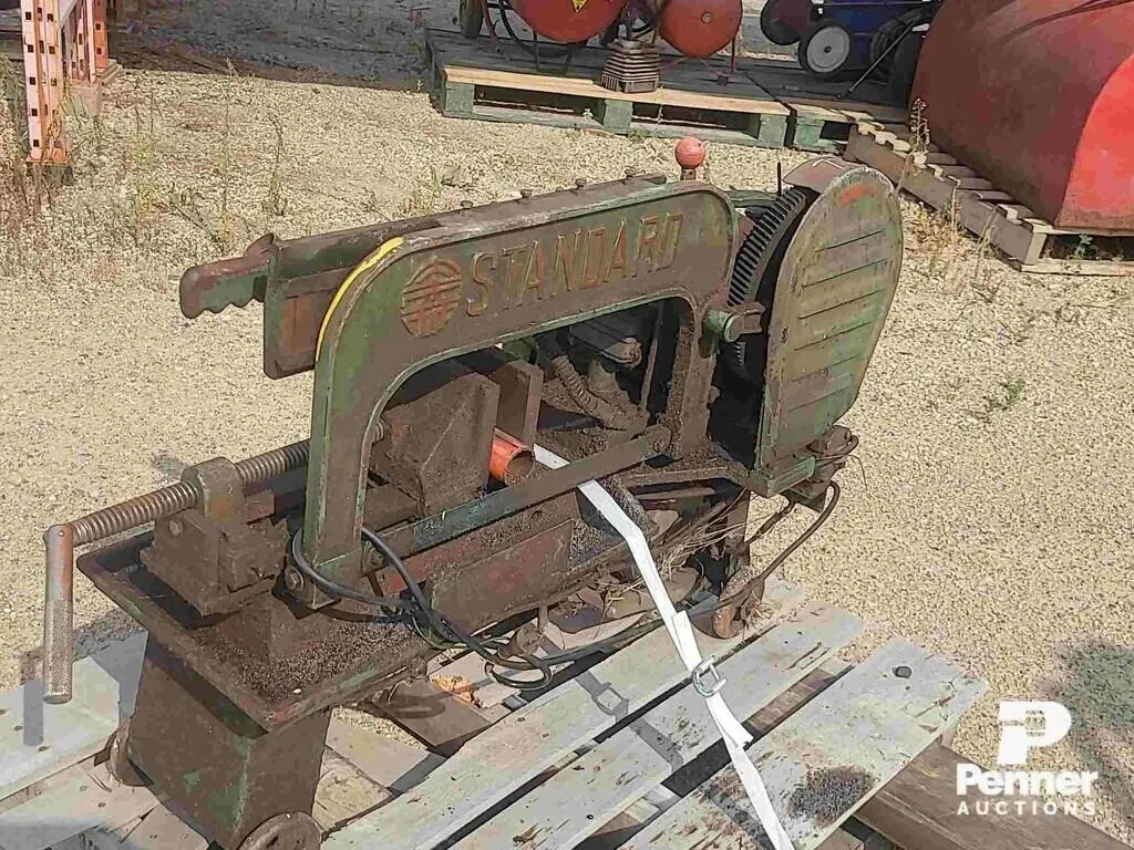 Standard Metal Cutting Saw