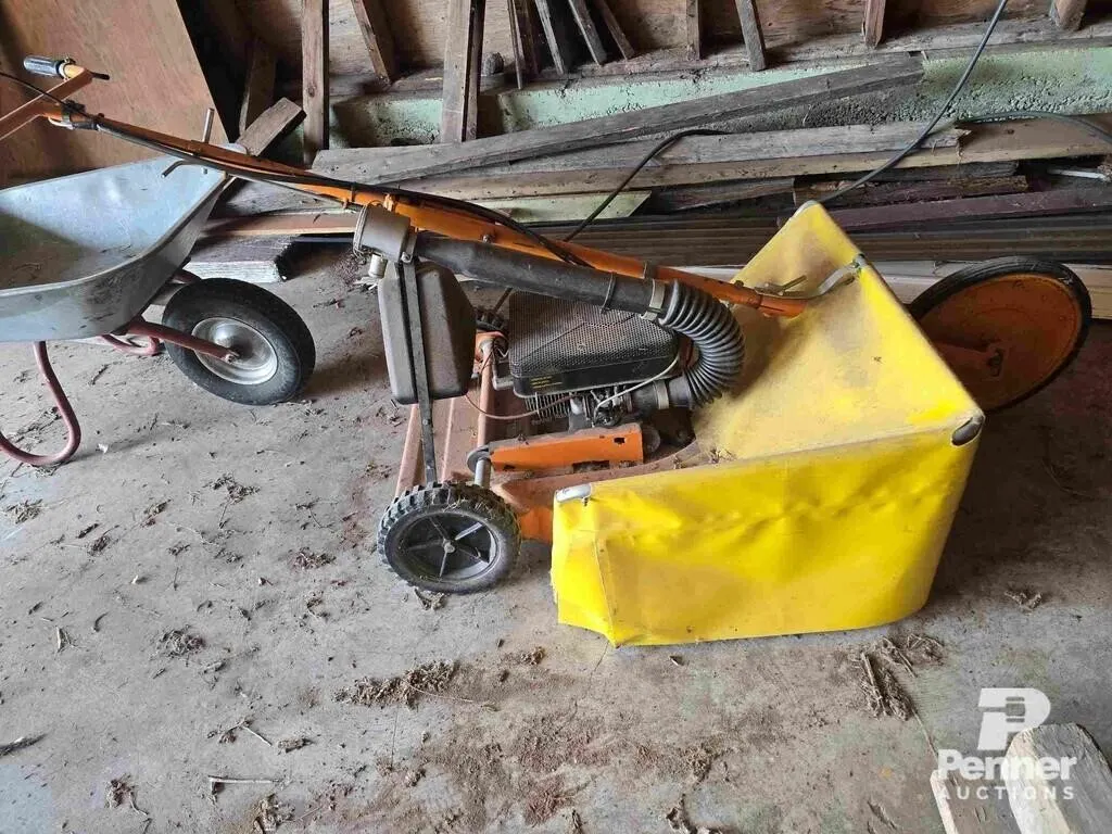 Walk Behind Mower / Mulcher & Wheelbarrow