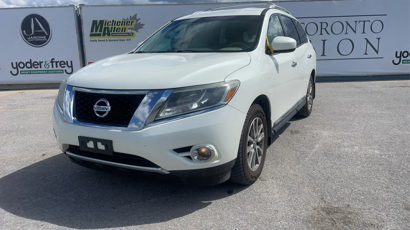 2015 Nissan Pathfinder 4x4 SL V6 4dr SUV