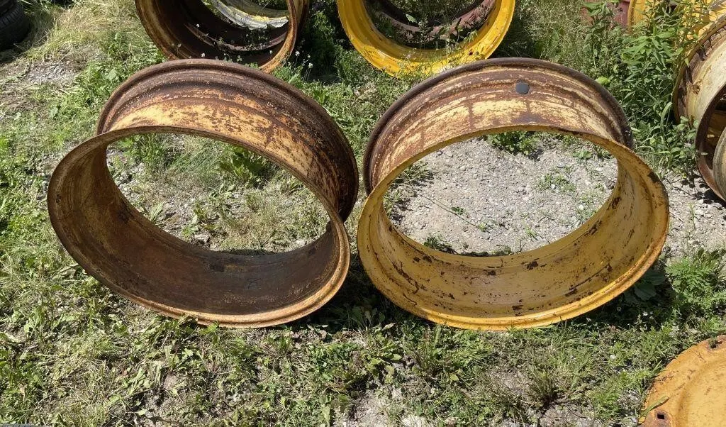 2-Tractor Rims 11x28