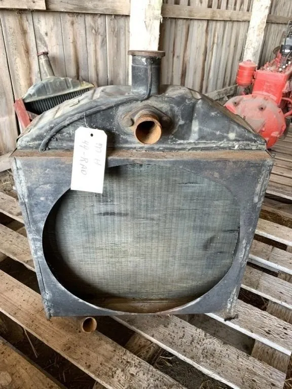 Massey Harris 44 Tractor Rad