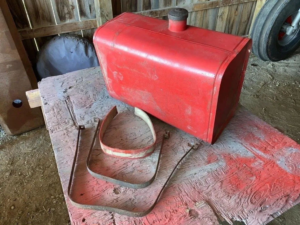 Massey Harris 22/81 Gas Tank
