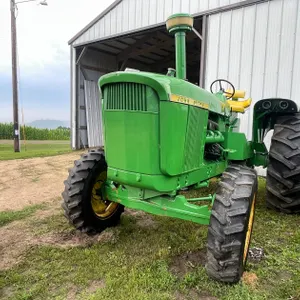John Deere 5010 Tractor