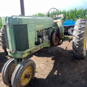 John Deere 60 Tractor
