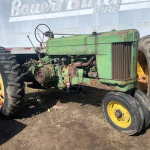 John Deere 60 Tractor