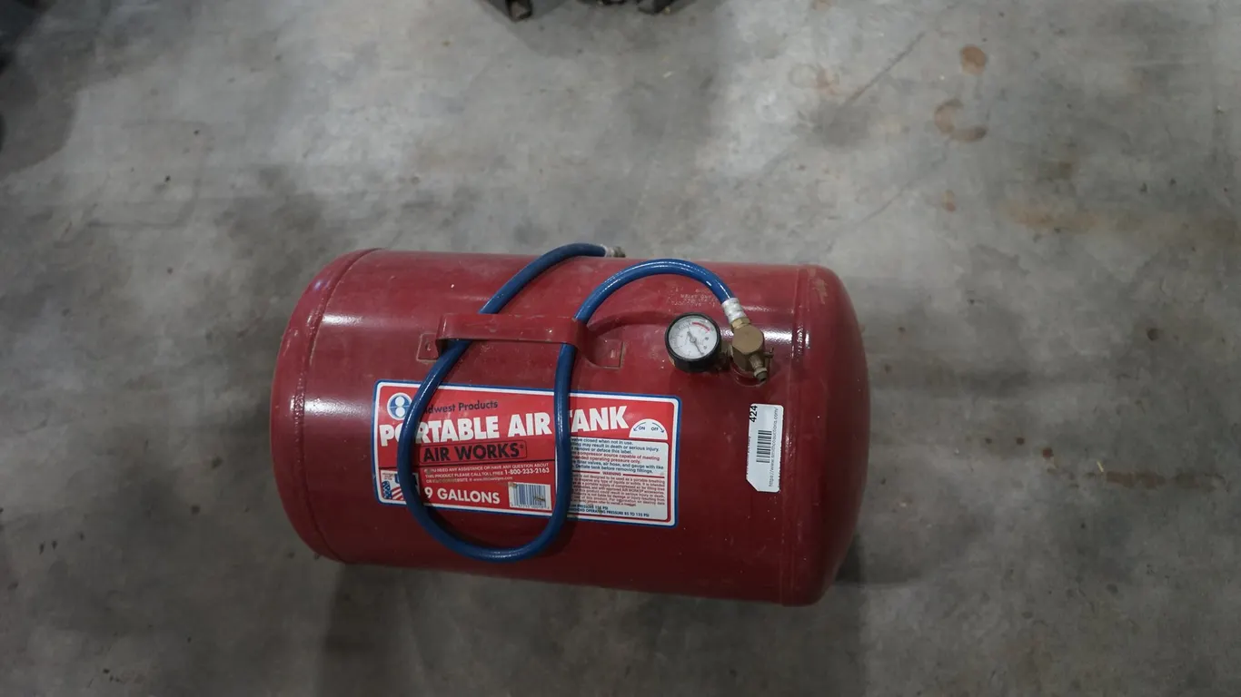 Air Works Portable 9gal Air Tank