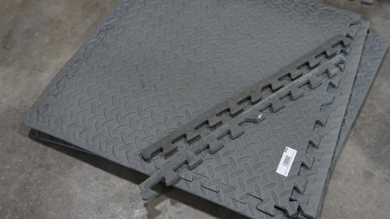 5 - 2' x 2' Stand-y Pads