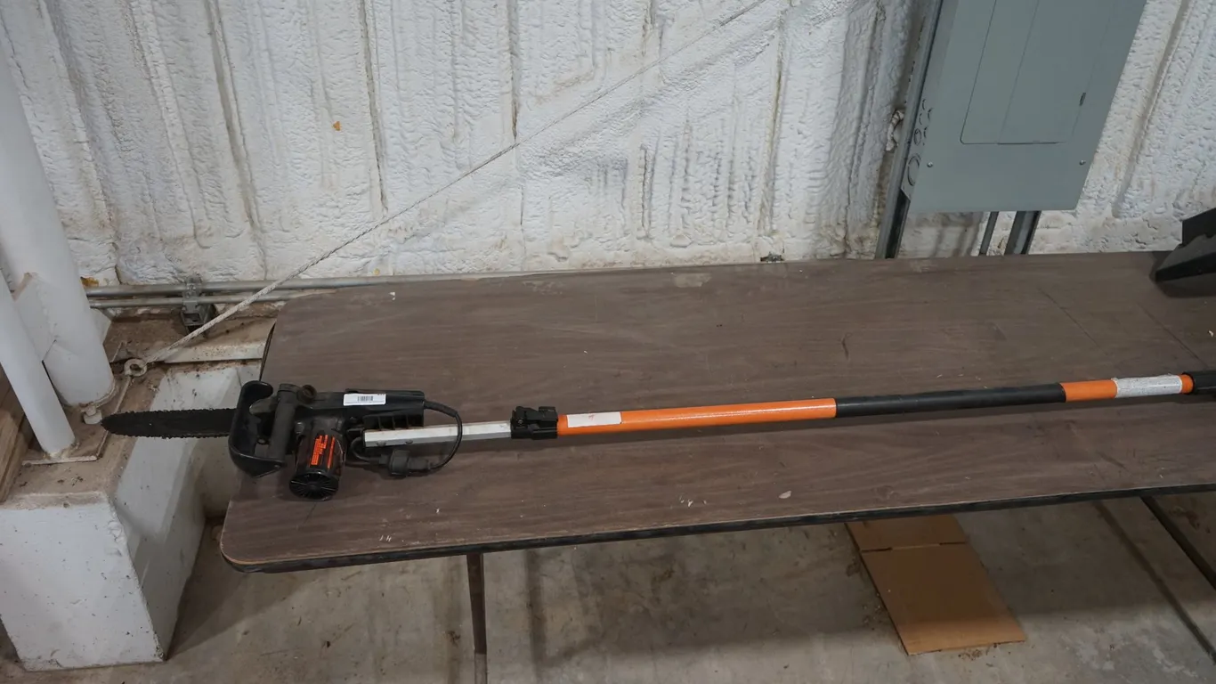 Remington Electric Pole Saw