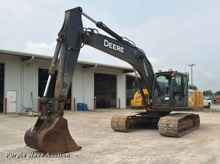 2017 John Deere 210G excavator