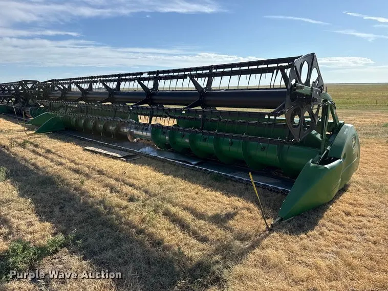 2009 John Deere 630F HydraFlex flex head