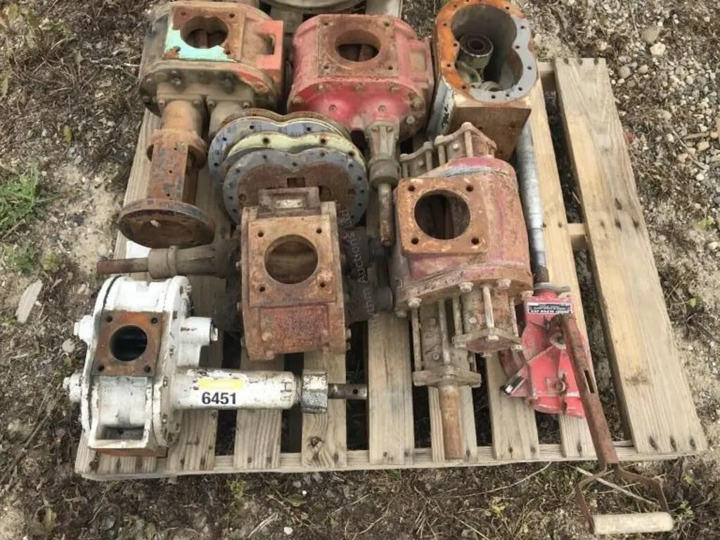 Pallet with Pumps, Transmission & More