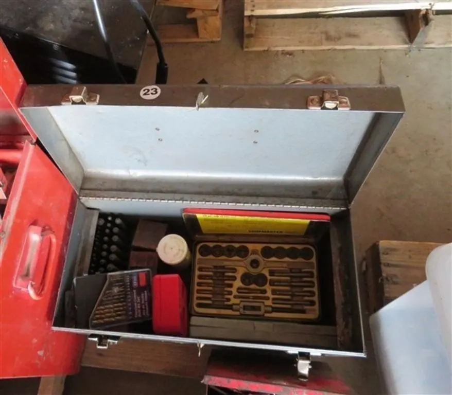 Tool Box w/bits * Metal Stamp Set