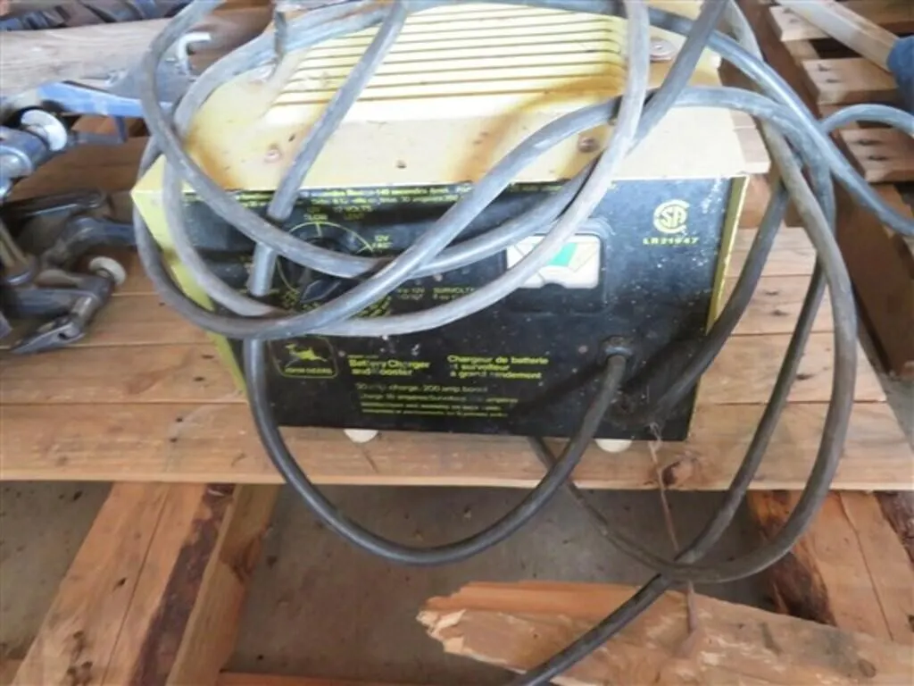 JD Battery Charger
