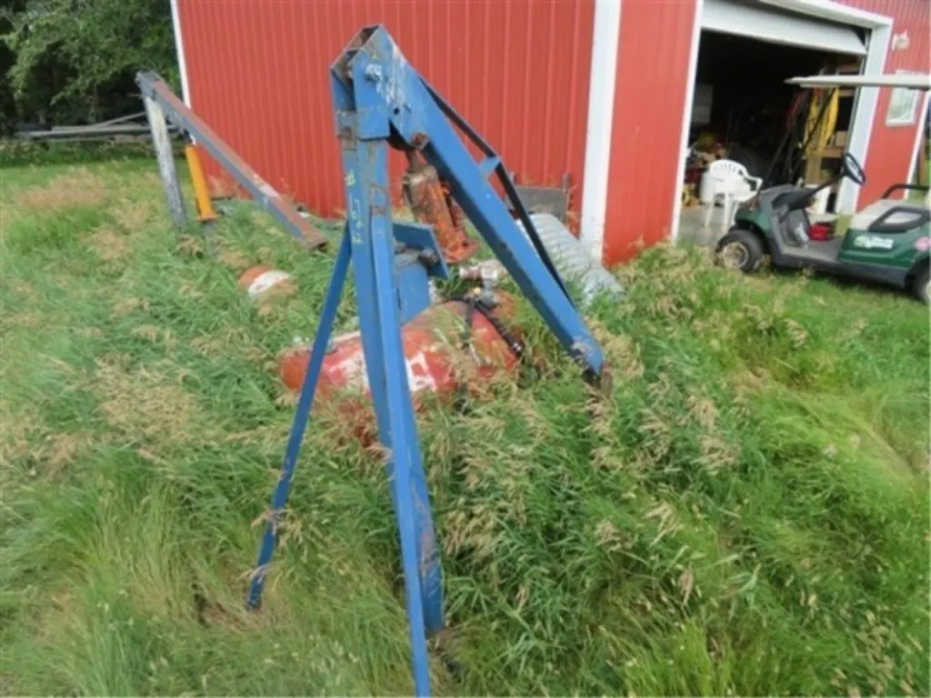 Shop Crane (Blue)
