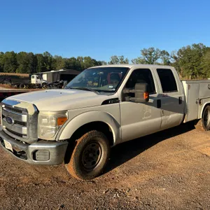 2011 FORD F-350 UTILITY TRUCK VIN: 1FT8W3A60BEC93006
