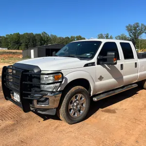 2015 FORD F-250 XL FX4 CREW CAB 4X4 PICKUP VIN: 1FT7W2B68FEC40872