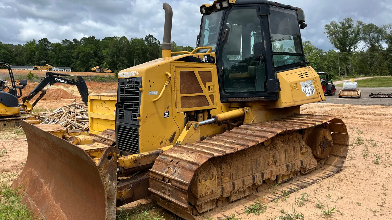 2011 CATERPILLAR D6K LGP CRAWLER TRACTOR SN: CAT00D6KTDHA01656
