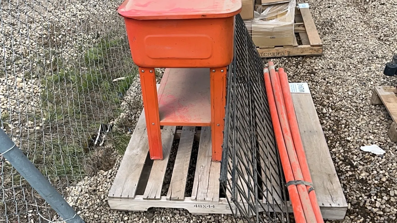 SAMONA 20 GAL PARTS WASHER, 3 - WIRE RACK SHELVES, 6 - CULVERT MARKERS