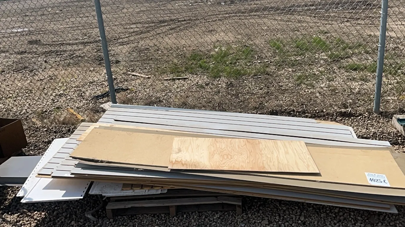 ASSORTED SLOT BOARDS, SOFFIT, PLYWOOD