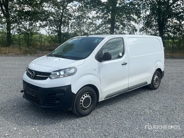 2023 Opel Vivaro 1.5 75 KW KA L2H1 Selection Cargo Van (Inoperable)