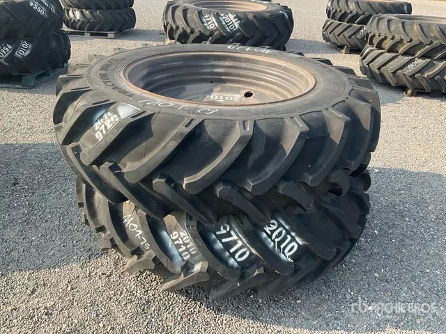 Quantity of (2) Mitas 18,4 -38 F Wheels