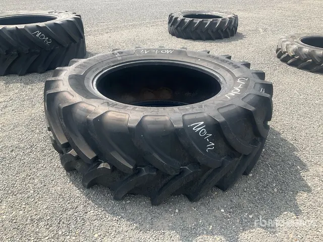 Vredestein 158D TRAXION65 650/65R42 Tires