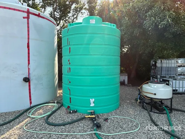 Enduraplas 3000 gal Tank