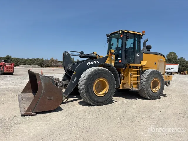 2018 John Deere 644 K Wheel Loader