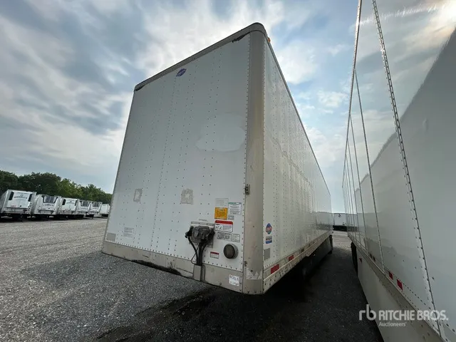 2020 Utility 53 ft x 102 in T/A Van Trailer