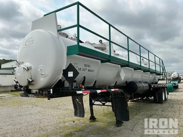 2012 Keystone LGT2 5000 gal T/A Tanker Trailer