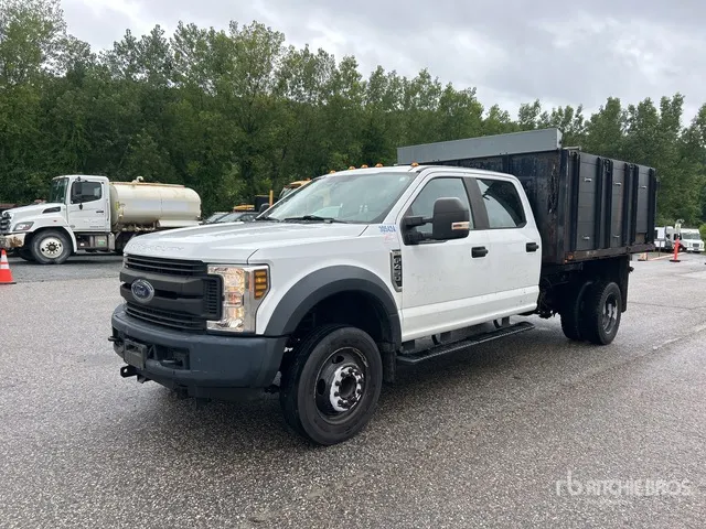2018 Ford F-450 XL 4x2 Crew Cab Dump Truck