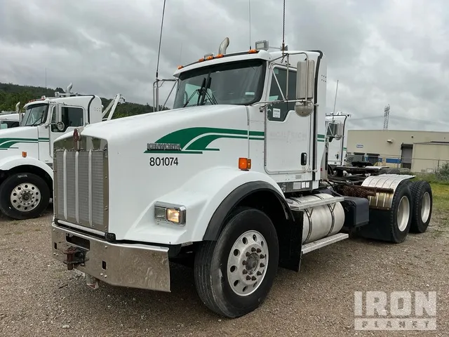 2012 Kenworth T800 6x4 T/A Day Cab Truck Tractor