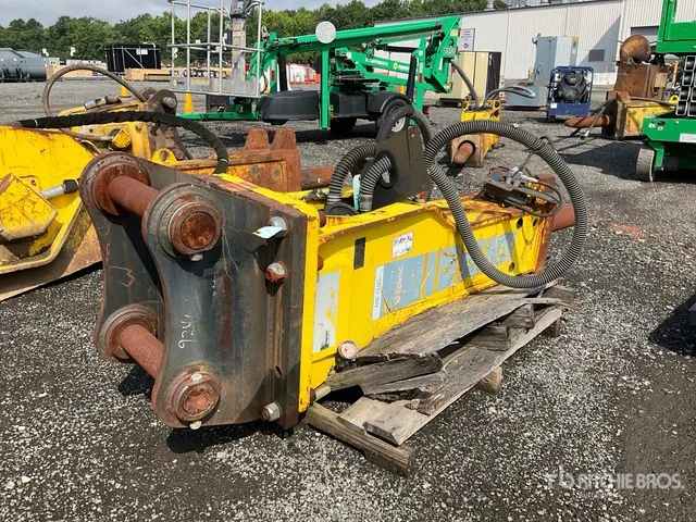 2018 Epiroc MB1200 Q/C Hydraulic Breaker
