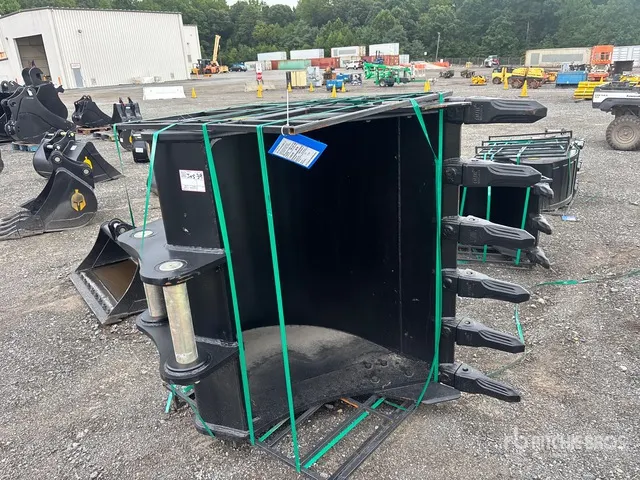 Trojan 200CL 54 in Excavator Bucket - Fits 80mm Cat 320/321/323, Hyundai R210 Komatsu PC200/220, Deere 160/200/225 Kobelco SK210, Case 210/225, Doosan