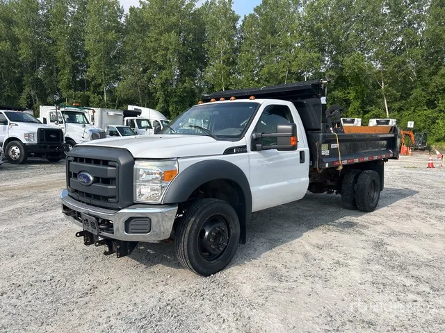 2016 Ford F-450 XL 4x2 Dump Truck